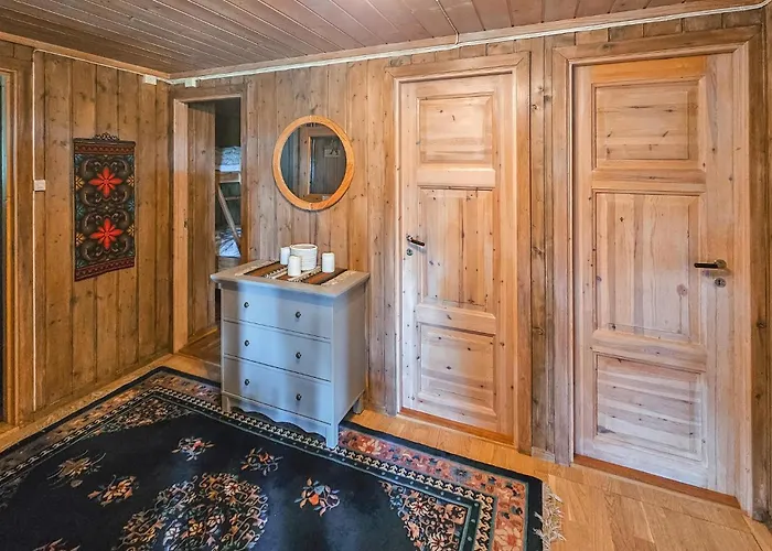 Beautiful In With Kitchen * Gol